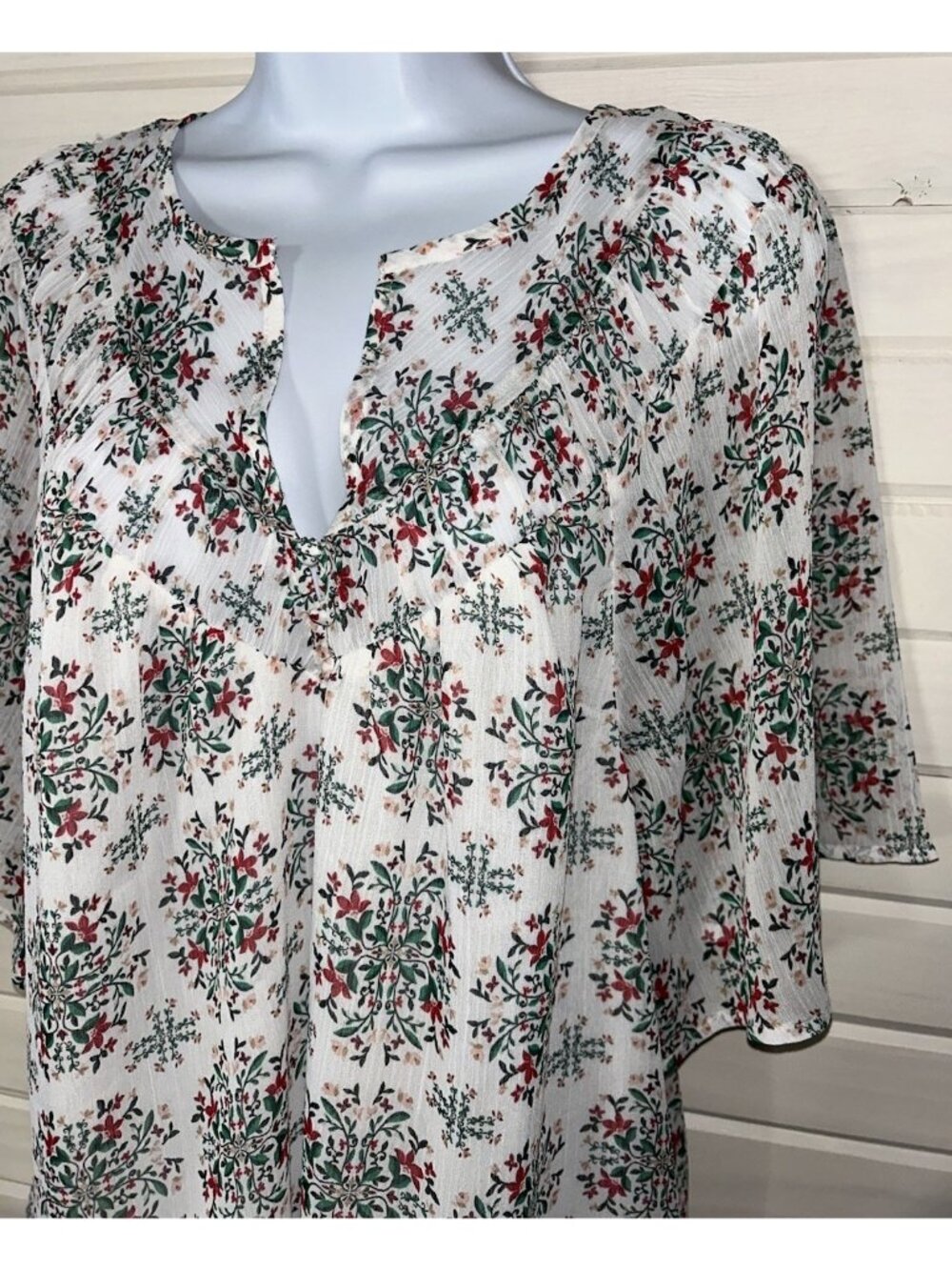 NWT Ann Taylor Loft Sz LARGE Floral Medallion Gauzy Lined Blouse Semi Sheer